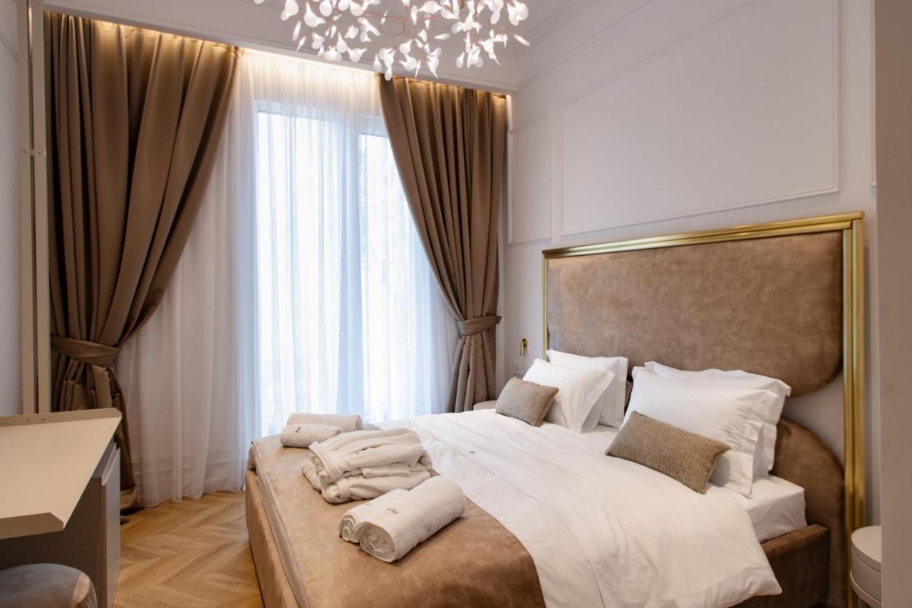 The Crown Boutique Hotel & Spa Tirana Esterno foto