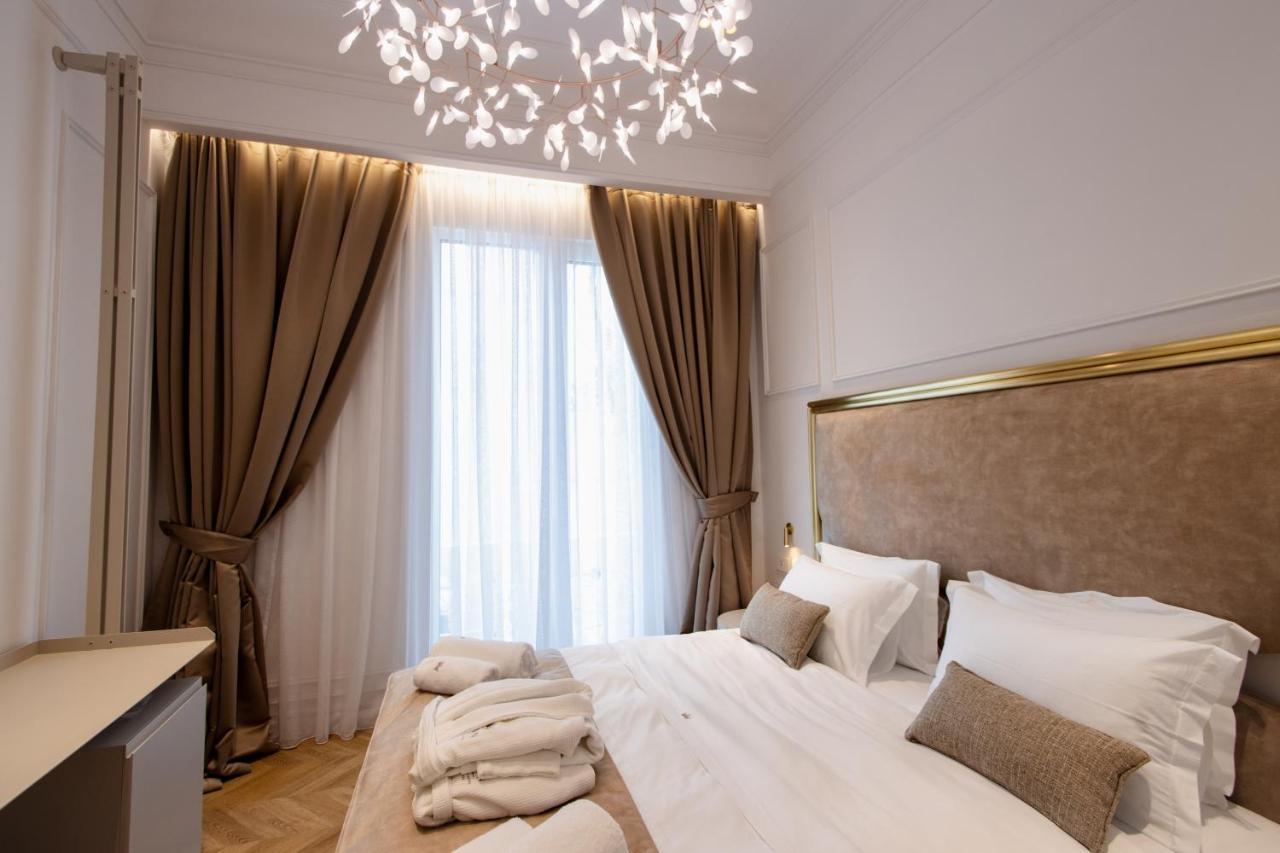 The Crown Boutique Hotel & Spa Tirana Esterno foto