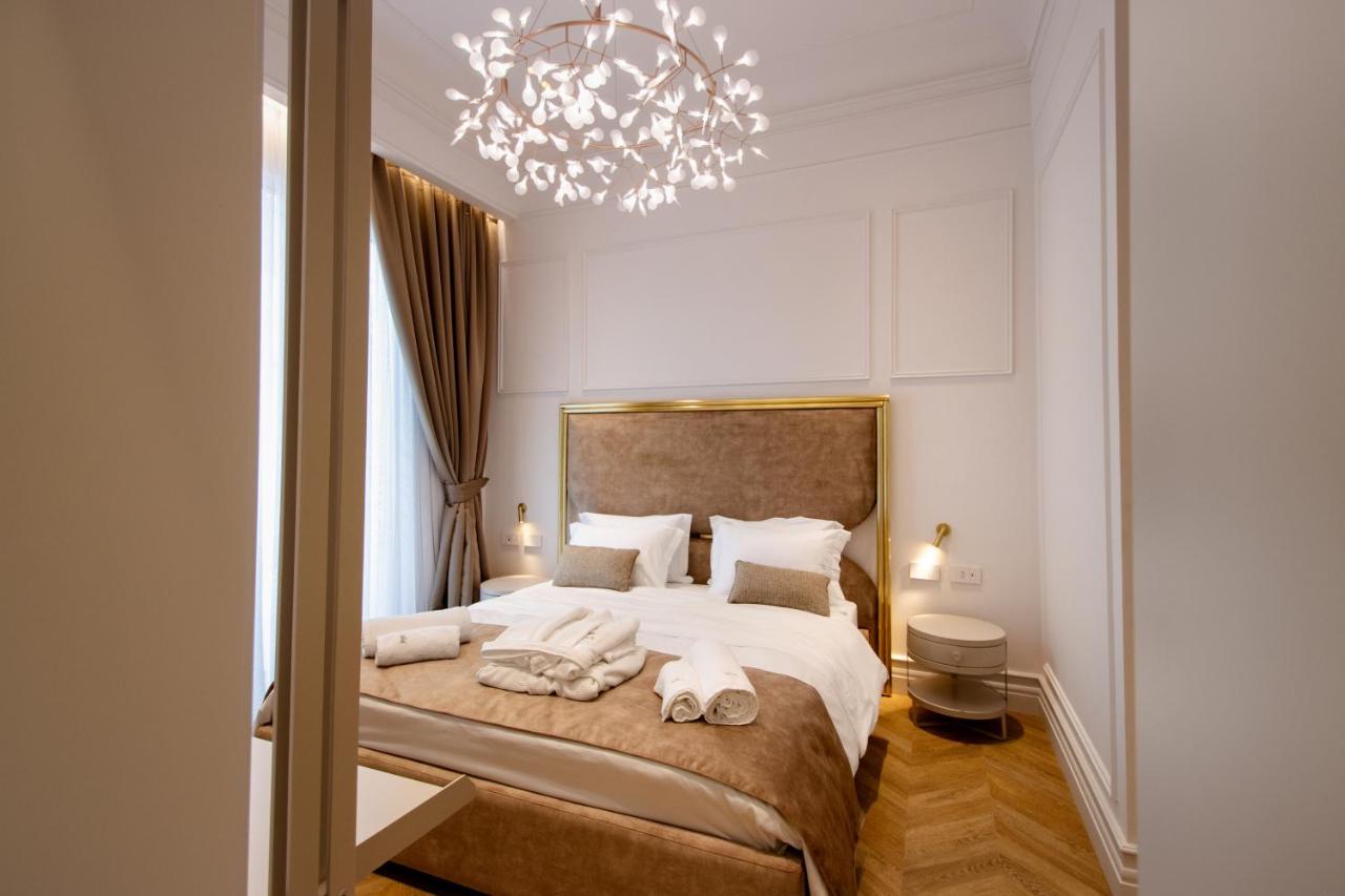 The Crown Boutique Hotel & Spa Tirana Esterno foto