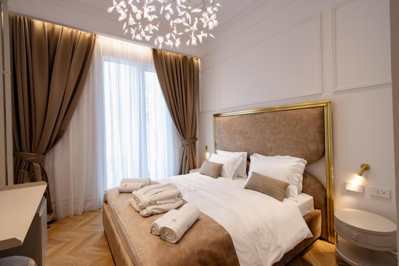 The Crown Boutique Hotel & Spa Tirana Esterno foto