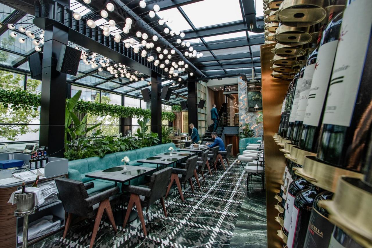 The Crown Boutique Hotel & Spa Tirana Esterno foto
