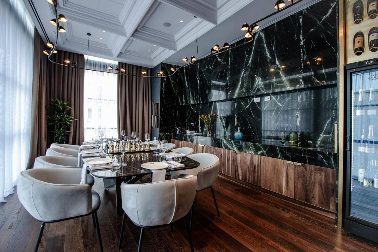 The Crown Boutique Hotel & Spa Tirana Esterno foto