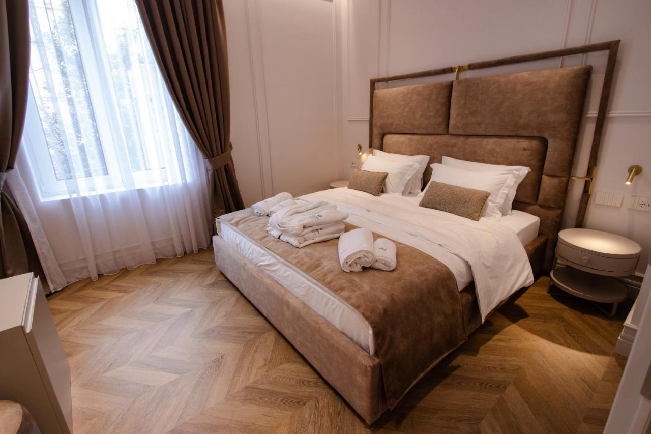 The Crown Boutique Hotel & Spa Tirana Esterno foto
