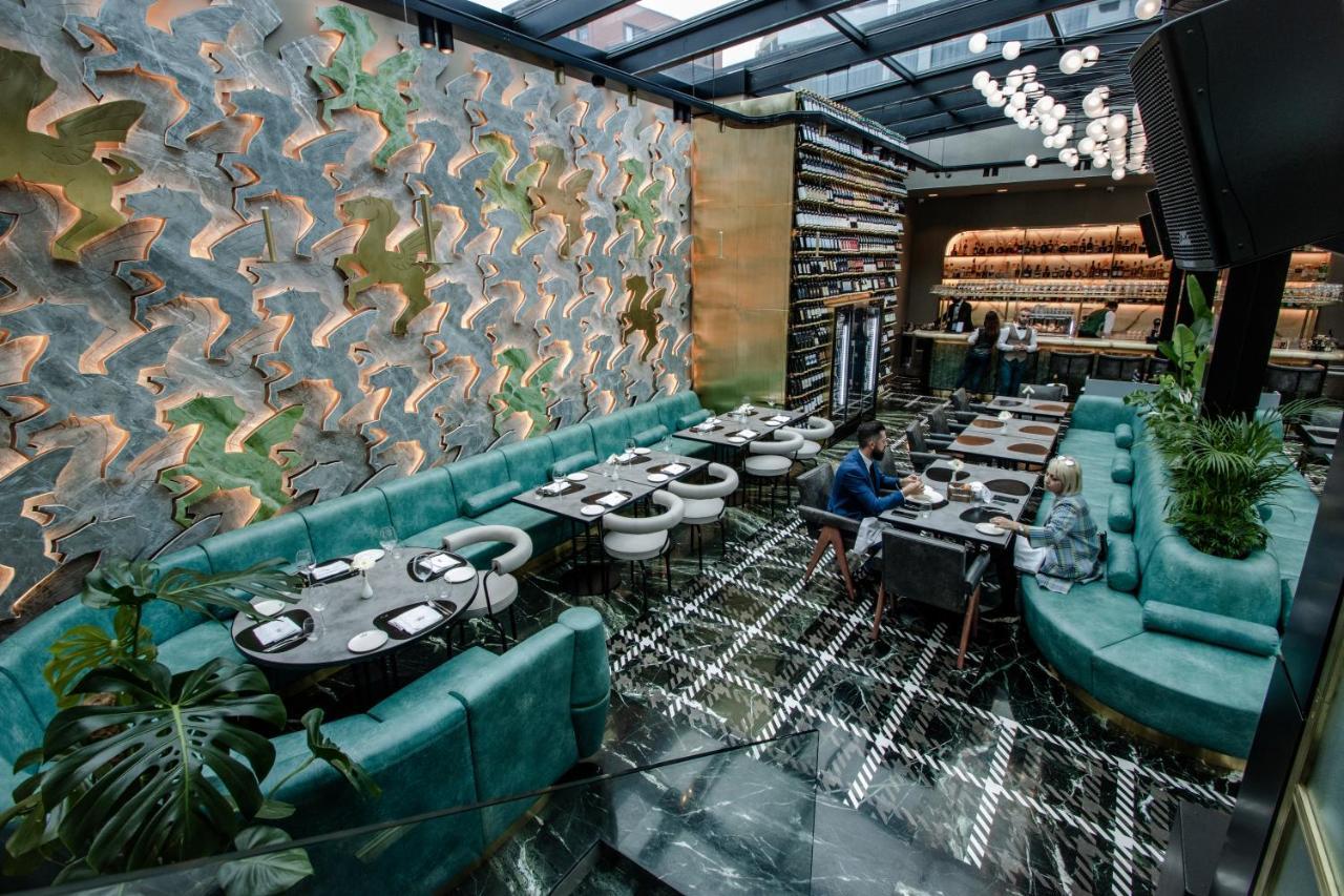 The Crown Boutique Hotel & Spa Tirana Esterno foto
