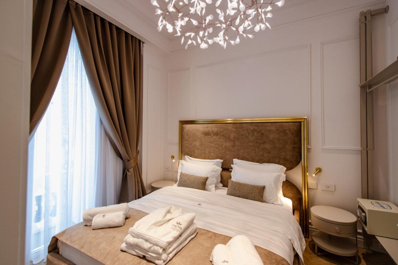 The Crown Boutique Hotel & Spa Tirana Esterno foto