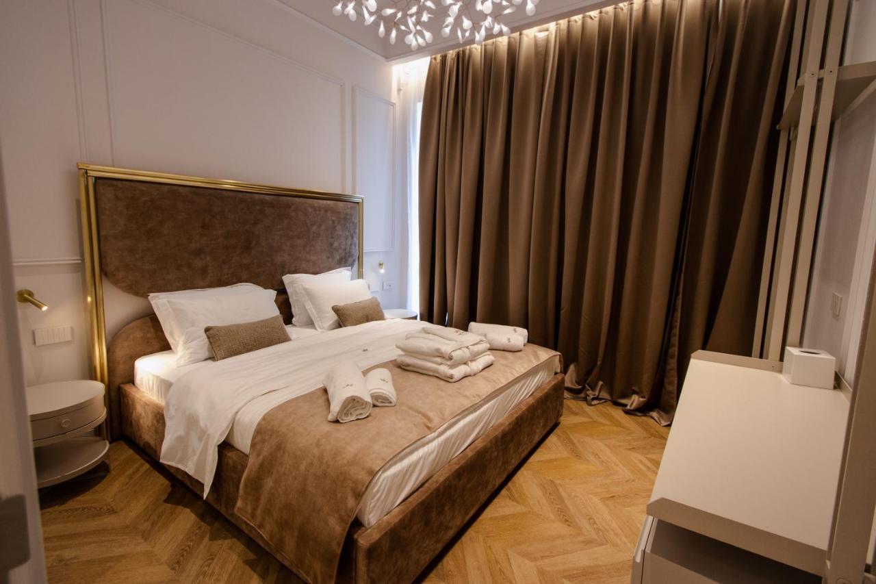 The Crown Boutique Hotel & Spa Tirana Esterno foto