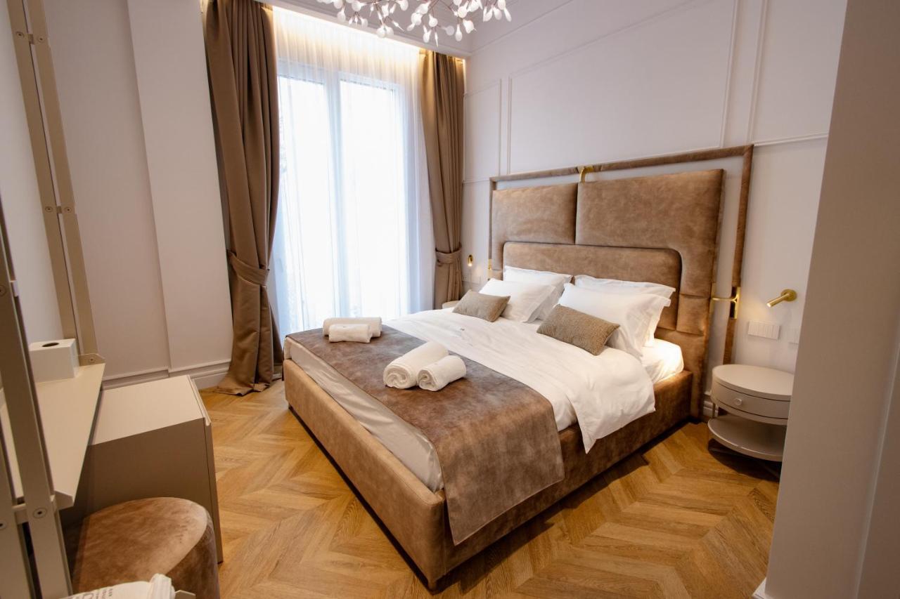 The Crown Boutique Hotel & Spa Tirana Esterno foto