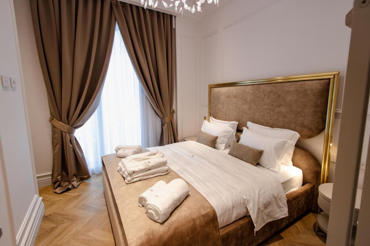 The Crown Boutique Hotel & Spa Tirana Esterno foto