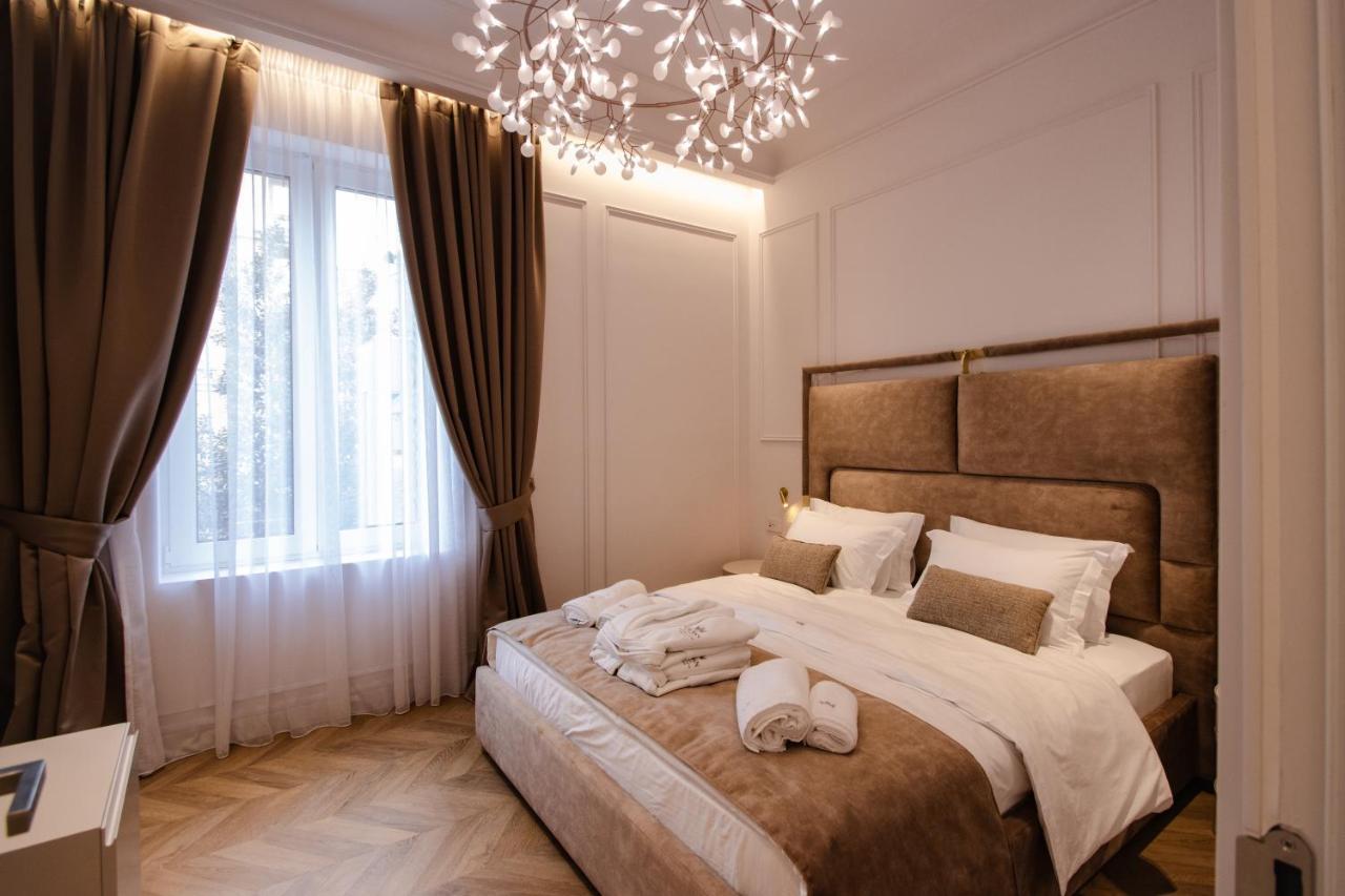 The Crown Boutique Hotel & Spa Tirana Esterno foto