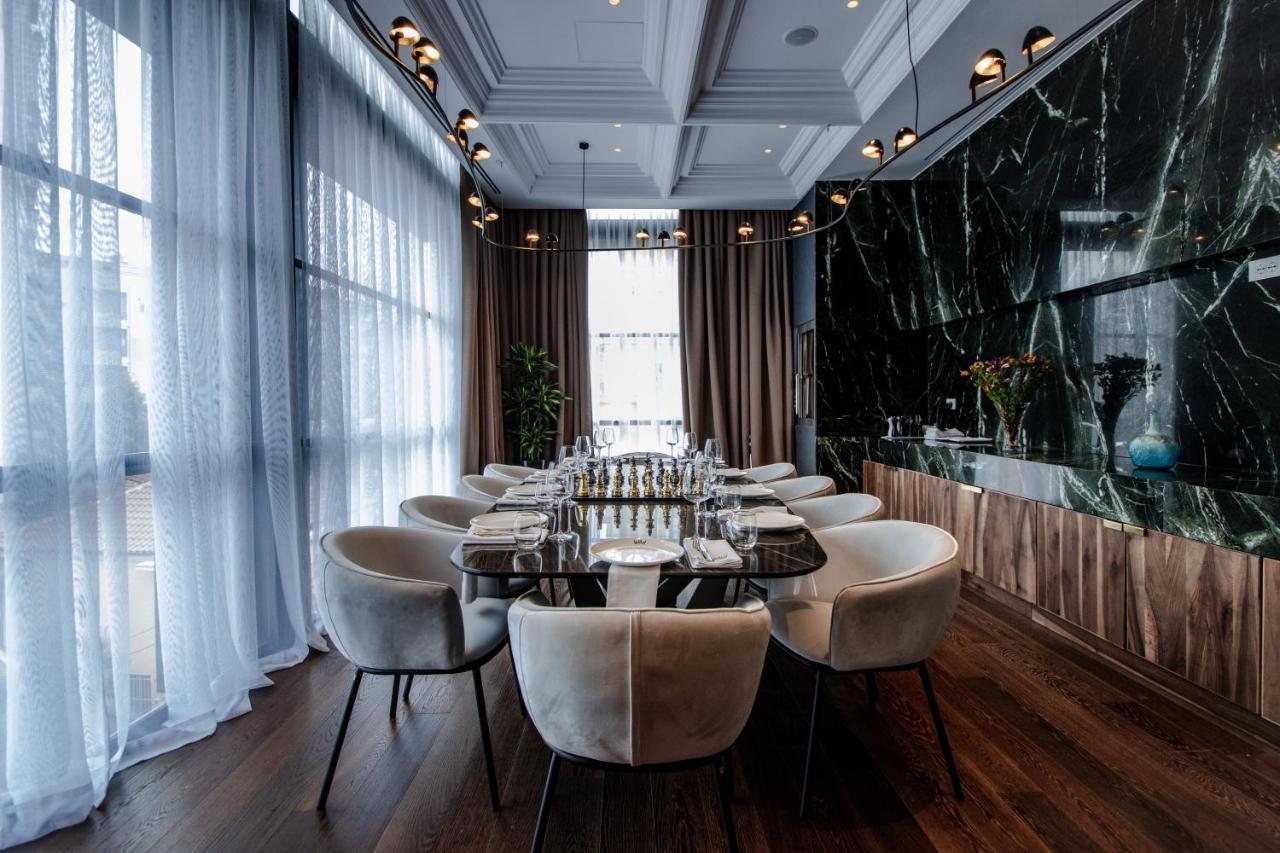 The Crown Boutique Hotel & Spa Tirana Esterno foto